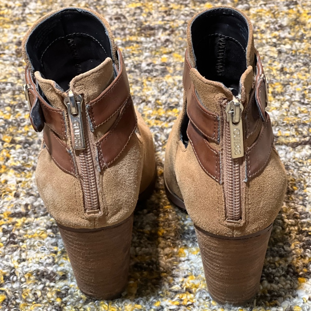 Guess Booties - Picture 3 of 6